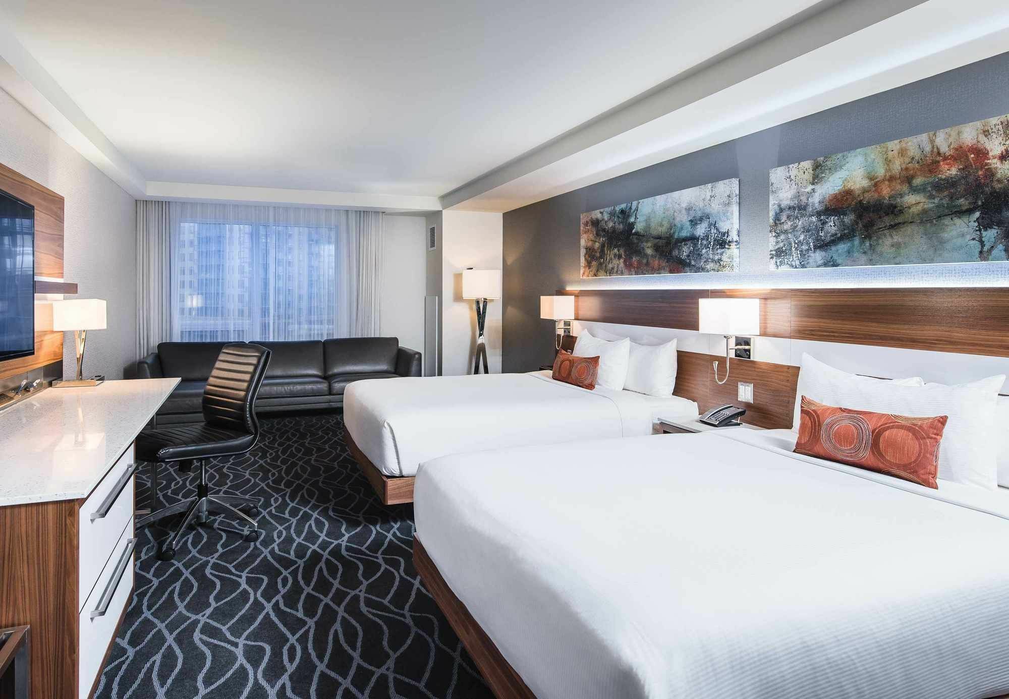 Delta Hotels By Marriott Ватерлоо Экстерьер фото